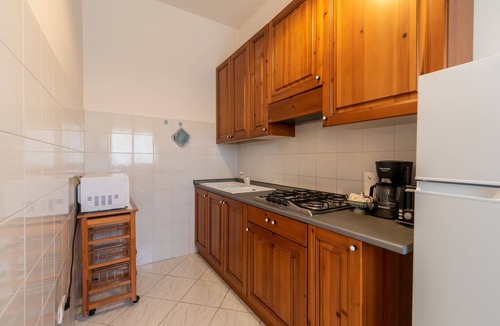 Cortona House | Apartment "Papà Giuseppe La Colombaia" with Shared Pool and Wi-Fi