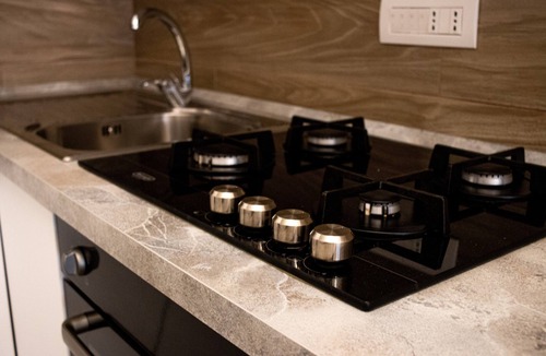 Salerno Apartment | Apartment 'Special House' with Wi-Fi and Air Conditioning