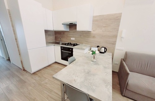 Salerno Apartment | Apartment 'Special House' with Wi-Fi and Air Conditioning