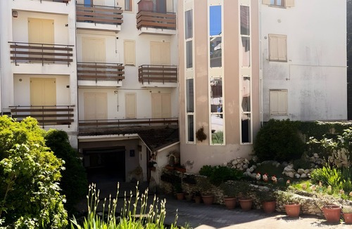 Rivisondoli Apartment | Apartment 'Stef House' with Private Garden, Wi-Fi and Air Conditioning
