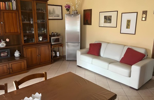 Montesilvano Apartment | Apartment 'Teresa Al Mare' with Balcony, Wi-Fi and Air Conditioning