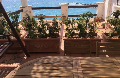 Bonifati Apartment | Apartment 'Villa La Ficuzza' with Sea View, Wi-Fi and Air Conditioning