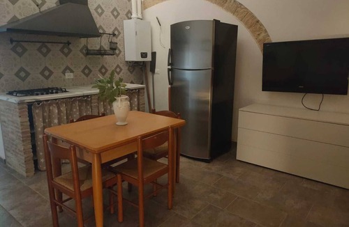 Apricena Apartment | Apartment 'Vacanze Gargano Dai Nonni' with Air Conditioning