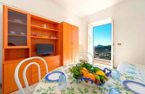 Ischia Porto Apartment | Apartment 'Vista Capri' with Sea View, Private Terrace and Wi-Fi