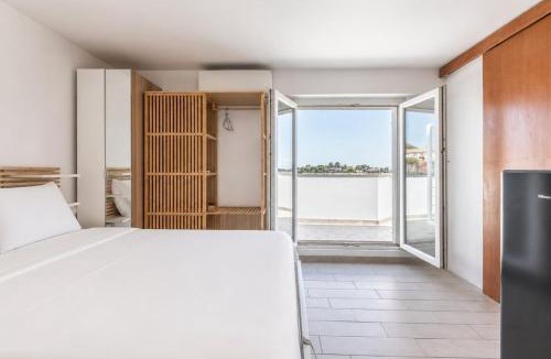 Cassia Apartment | Apartment with a view near Ospedale St Pietro