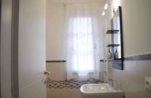 Fonte Nuova Apartment | Apartment with garden near Rome