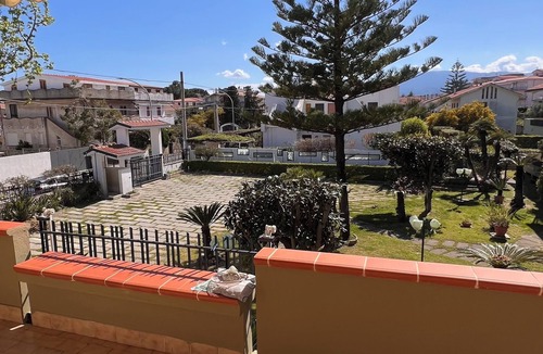 Montepaone Apartment | Apartment with Terrace 3-bedroom - Montepaone Lido