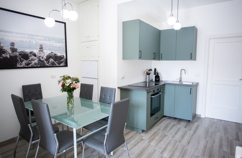 Castellabate Historic Centre Apartment | Apartment with sea view/Holiday . sea, sun & peace