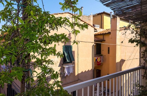 Portoferraio Old Town Apartment | APP.TI UN AMORE - UN AMORE - MONOLOCALE