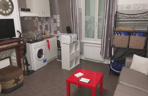 Limoges Apartment | Appart Limoges Center Ville!