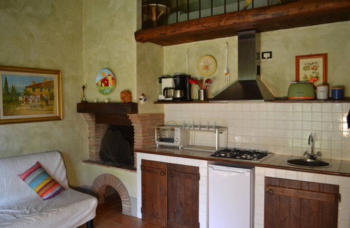 Monteleone d'Orvieto Apartment | Appartamento Il Fienile Del Sole