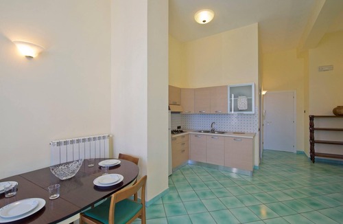 Vietri sul Mare Apartment | Appartamento a Vietri sul mare ID 3048