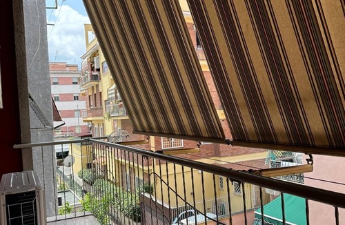Prenestino-Centocelle Apartment | Appartamento a Roma - A&M House Per Vivere Roma in Libertà. Metro C a 200mt