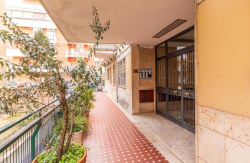 Monte Sacro Apartment | Appartamento Ampio · Vasca · Metro Adiacente
