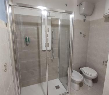 Quartiere XXIV Don Bosco Apartment | Appartamento Fiore Roma Cinecittà