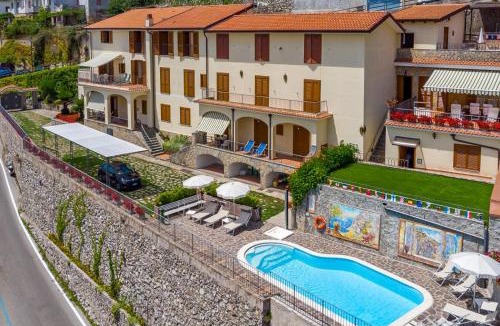 Scala Apartment | Appartamento Ilaria in Villa Laura