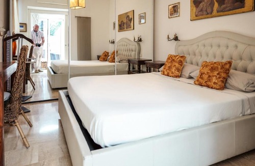 EUR Apartment | Appartamento in Villa con giardino