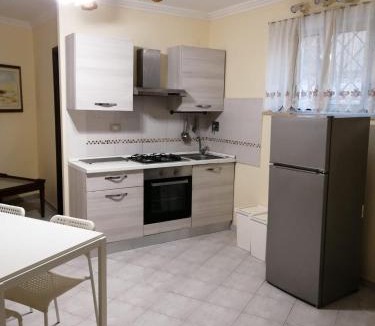Zona XXX Castel Fusano Apartment | APPARTAMENTO INDIPENDENTE IN GRANDE VILLA