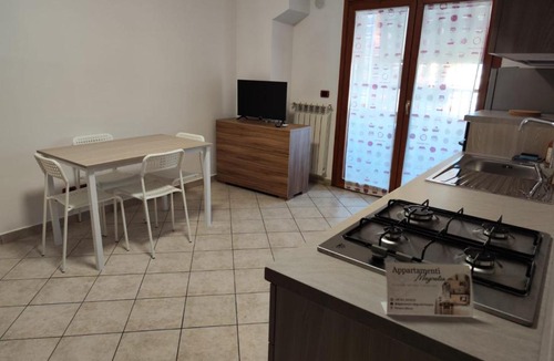 Pomezia Apartment | Appartamento Magnolia 428