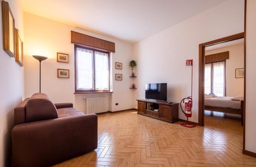 Borgo Venezia Apartment | Appartamento Marullina - parcheggio gratuito, a 10 minuti dal centro