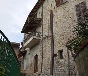 Precetto Apartment | Appartamento Storico a Valle San Martino di Spoleto