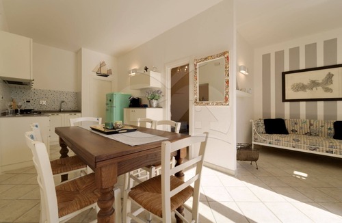 Mola Apartment | APPARTAMENTO SUD EST - APPARTAMENTO SUD EST