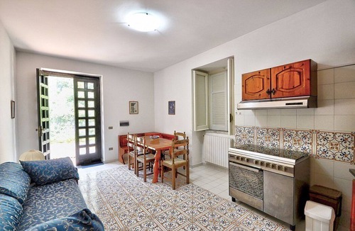 Ravello House | Appartamento Ulisse L: A characteristic apartment that is part of a villa.