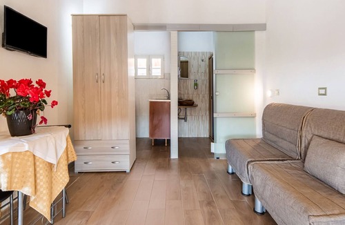 Priverno House | Appealing holiday home in Priverno with terrace