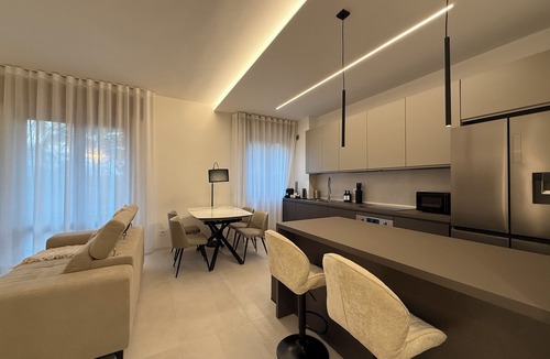 San Zeno Apartment | [Arena walking] 3 bedrooms, 2 bathrooms + parking lot