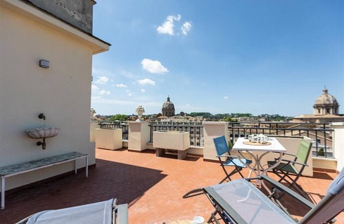 Rione IX Pigna Apartment | Argentina Penthouse in the heart of the historic center