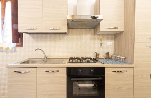 Seccheto Apartment | Atena holiday apartment in Seccheto few steps away from the beach