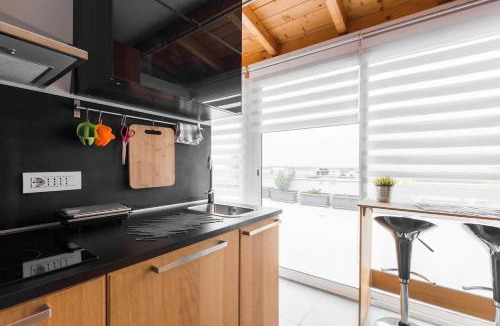 Ciampino Apartment | Attico con vista Ciampino Roma Luxury Apartment Terrazzo e Cucina