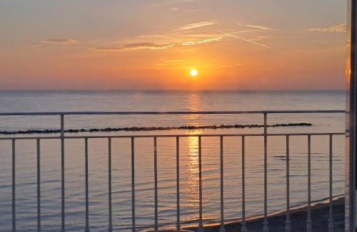 Villa Rosa Apartment | Attico fronte mare