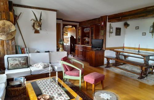 Rivisondoli Apartment | Attico Vittoria