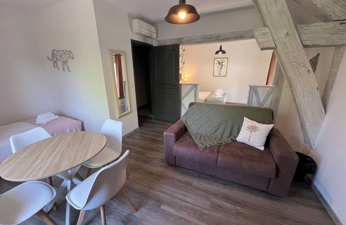 Rosiers (chasteaux) Hotel | Auberge de Cartassac