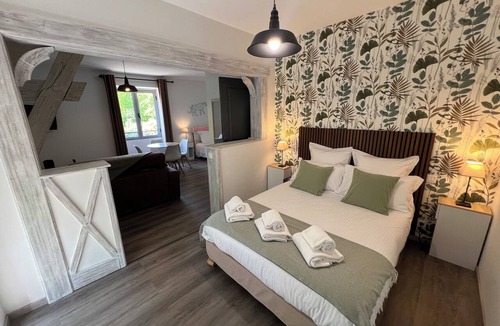 Rosiers (chasteaux) Hotel | Auberge de Cartassac