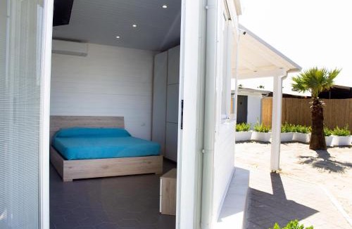Margherita di Savoia Bed & Breakfast | AURORA BEACH & SUITE
