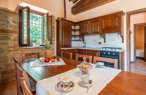 Camerino House | Authentic residence in the middle of nature with pool.