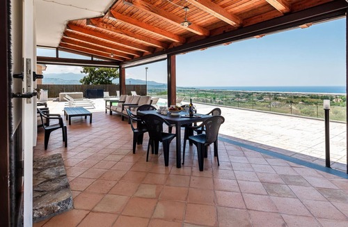 Marina di Casal Velino House | Awesome home in Casalvelino