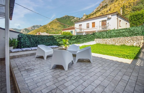 Venafro House | Awesome home in Venafro with WiFi