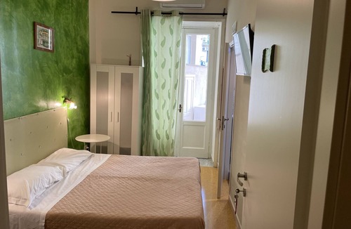 Salerno Bed & Breakfast | B&B Antichi Riverberi in Station