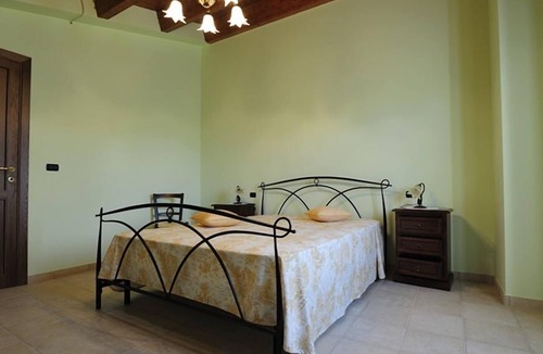 Scurcola Marsicana Bed & Breakfast | B & B Casale Frezzini