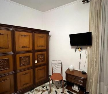 Viggiano Bed & Breakfast | B&B "Il sorriso di Maria Teresa"