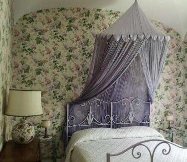 Forio Bed & Breakfast | B&B La Salamandra Kitchengarden