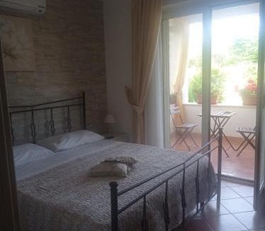 Alani Bed & Breakfast | B&B Le Rose