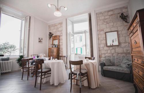Murat Town Bed & Breakfast | B&B Terrazza Flora