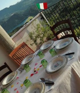 Bomba Bed & Breakfast | B&B "Za' Vittoria"#lagodibomba