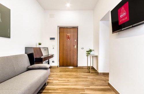 Bacoli Apartment | Bacoli House Deluxe - Central & Elegant Design