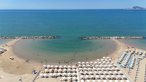 Gianola Hotel | BAJAMAR BEACH HOTEL