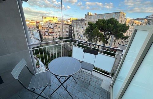 Materdei Apartment | Balcony House